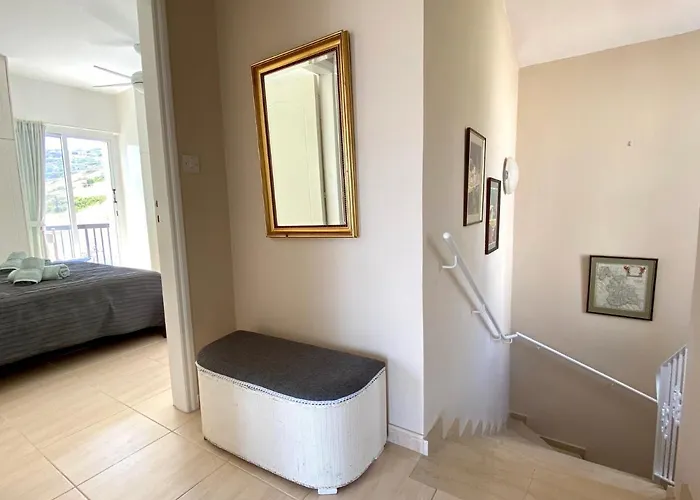 Vila Alicia With Priv Pool, Beautiful Garden And Shady Veranda- 5 Min To The Pegeia