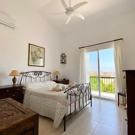 Alicia With Priv Pool, Beautiful Garden And Shady Veranda- 5 Min To The Villa