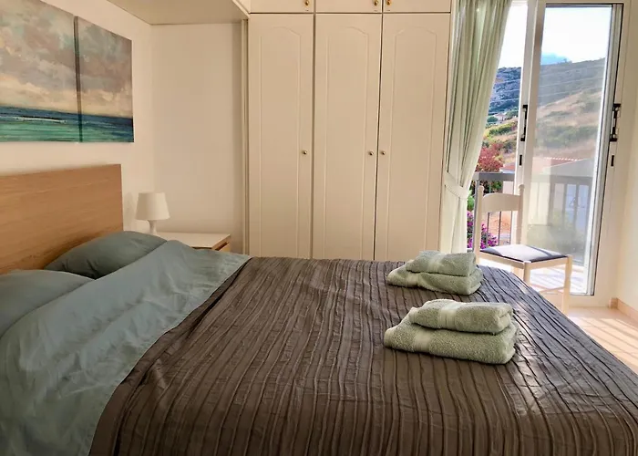 Alicia With Priv Pool, Beautiful Garden And Shady Veranda- 5 Min To The Villa Pegeia